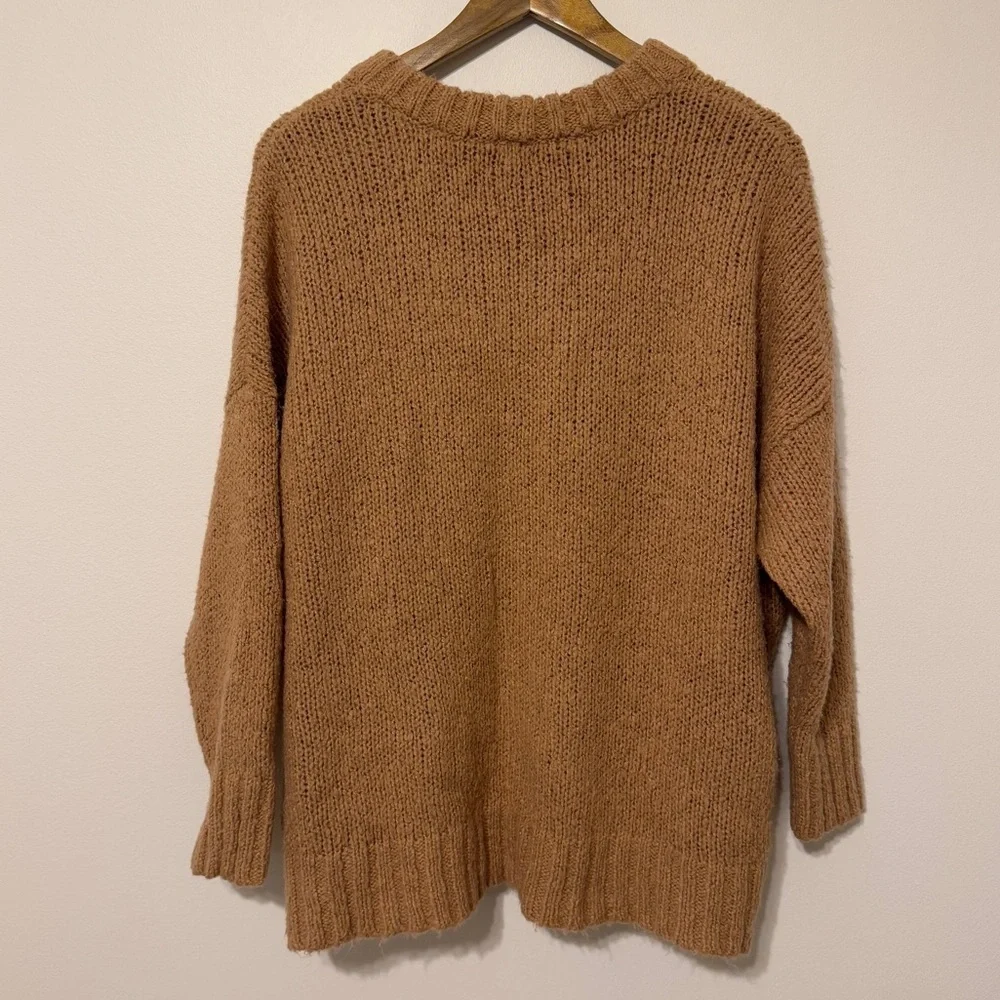 Aerie Oversized Crewneck Sweater Size Small Brown Tan Wool Blend Chunky Knit